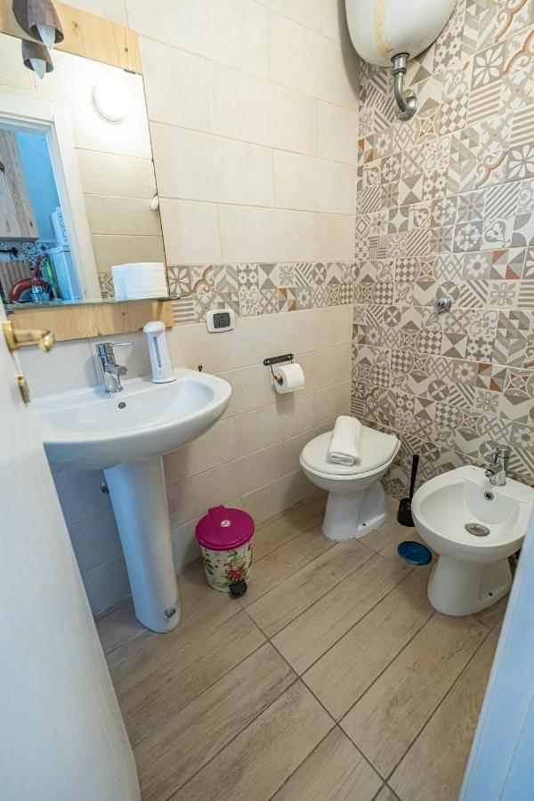 Casa Vacanze Decumano 18 Neapol Zewnętrze zdjęcie